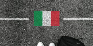 I prezzi dei servizi alle imprese salgono del 4,3% mentre quelli al consumo rallentano al 2,4%